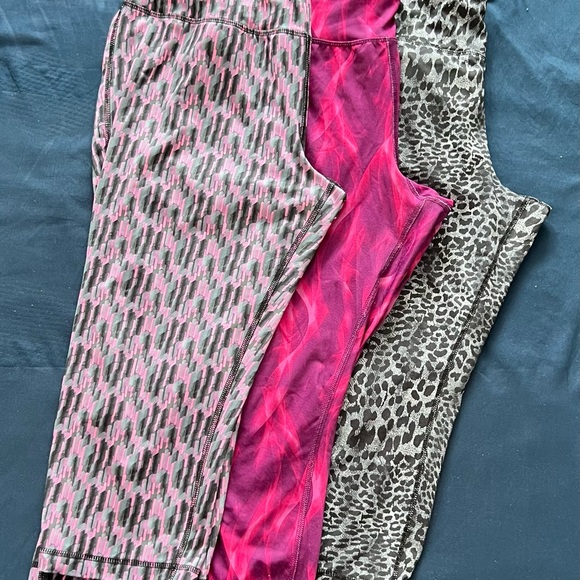 Activewear for gym workout - Picture 3 of 5